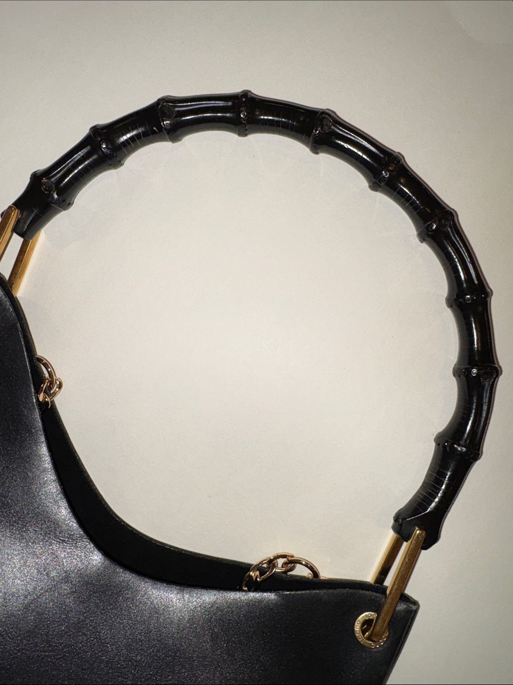 GUCCI Black Bamboo Handle Leather Hobo Bag Purse w/ attached Zip Pouch Vintage - Picture 5 of 10
